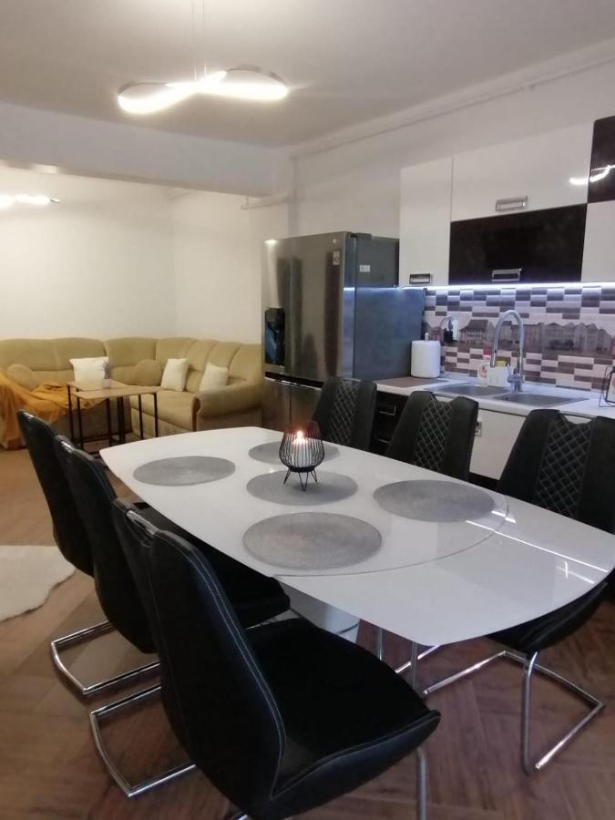 Iris Vivo Mall Cluj-Napoca Extérieur photo