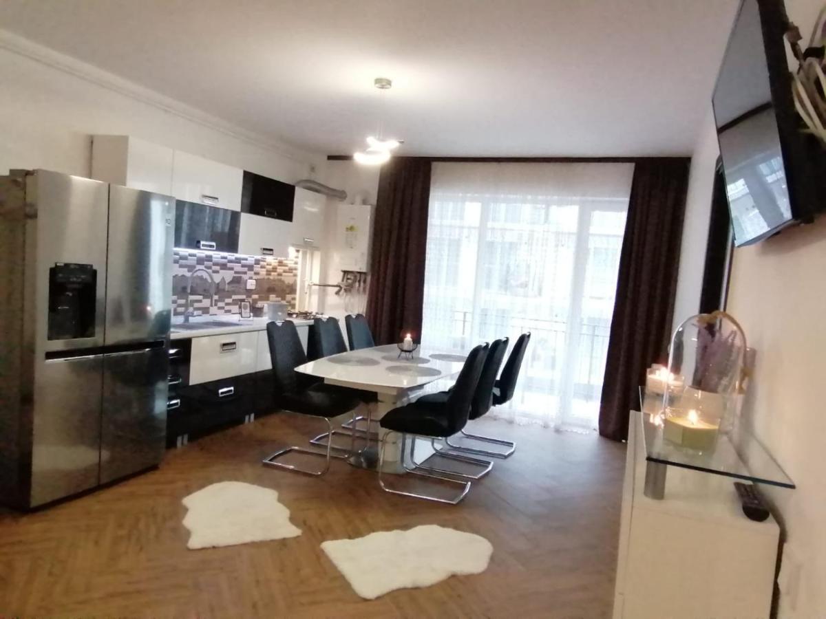 Iris Vivo Mall Cluj-Napoca Extérieur photo