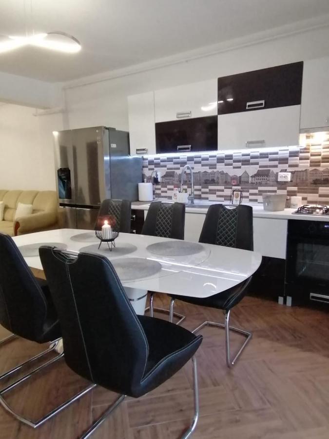 Iris Vivo Mall Cluj-Napoca Extérieur photo
